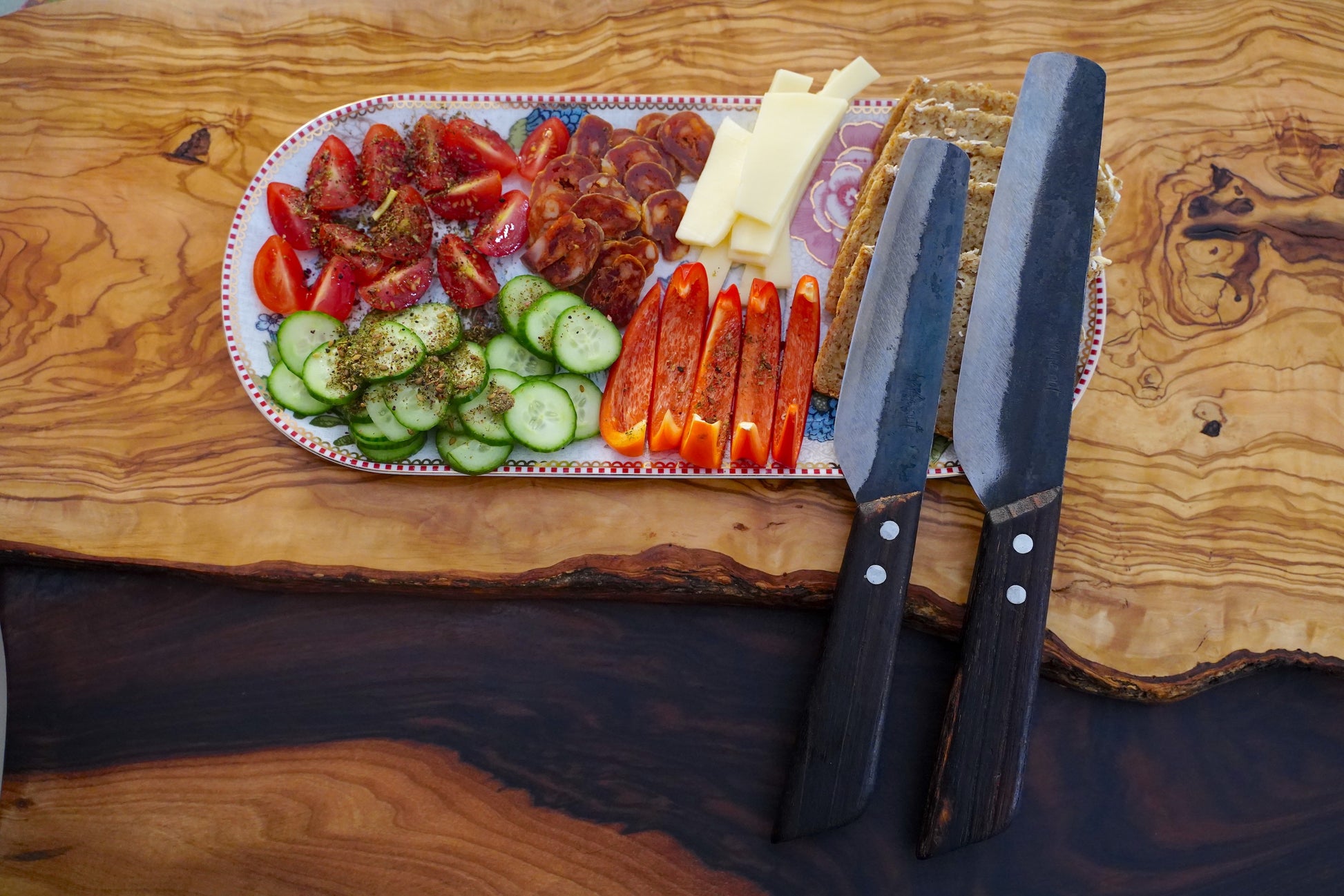 The Straight one carbon steel knife set